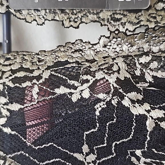 NWT Brazilian lingerie large black and gold...beautiful piece - Picture 6 of 7